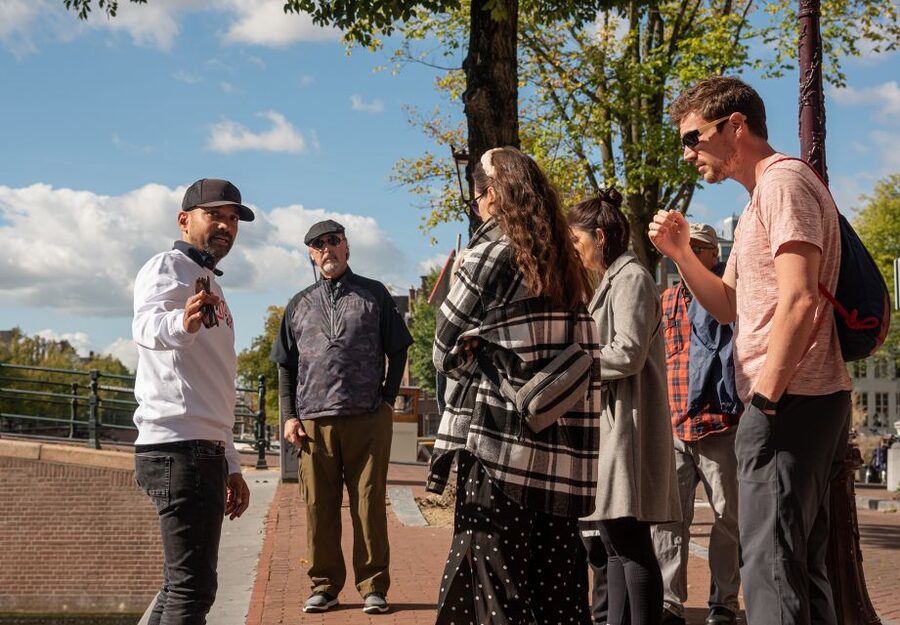 Amsterdam City walking tour - Canal-walk storytelling: How the guide helps you read Amsterdam