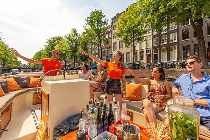 Amsterdam Classic Saloon Boat Canal Cruise with Live Guide - Thorbecke Bridge and the seven-bridge alignment