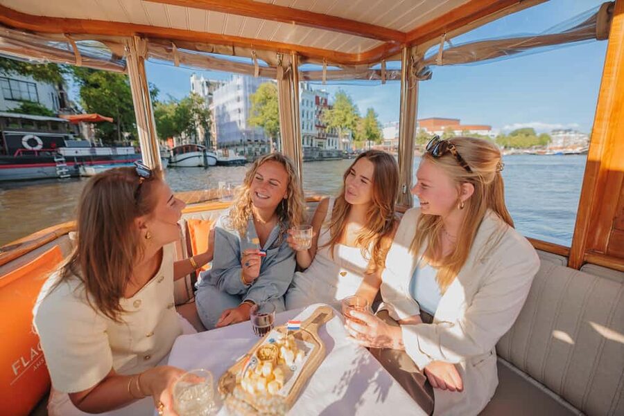 Amsterdam: Classic Saloon Boat Cruise with Cheese & Wine - The cheese and wine option: what you actually get