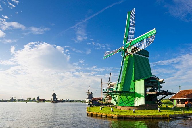 Amsterdam countryside tour by car - Should you book it?