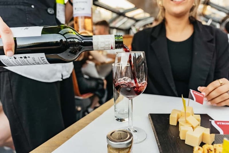 Amsterdam: Cozy Cheese & Wine Cruise Tasting Experience - The Dutch Cheese Platter Plus Unlimited Drinks