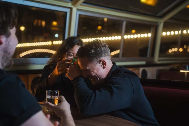 Amsterdam: Cozy Cheese & Wine Cruise Tasting Experience - Prinsengracht and the Grachtengordel: Reading the Canal Belt