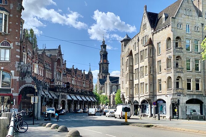 Amsterdam: Cultural Highlights in English/German/Italian - Multatuli and colonial-era links, plus Magna Plaza’s former post-office role