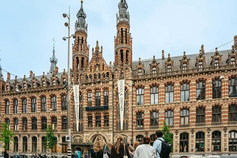 Amsterdam: Cultural Highlights Walking Tour - Meeting at the National Monument, then getting your bearings fast
