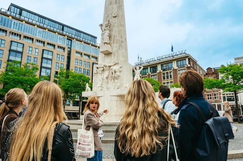Amsterdam: Cultural Highlights Walking Tour - Beurs van Berlage and the shopping pockets: city life beyond canals