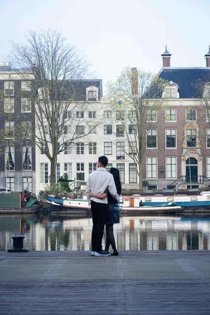 Amsterdam: Customizable Photography Tour with 9-10 Photos - Should You Book This Amsterdam Photo Tour?