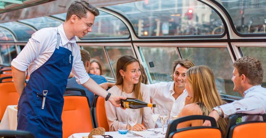 Amsterdam: Dinner Cruise with 4-Course Menu - From IJ River to the Canal Belt: What You See on the Route