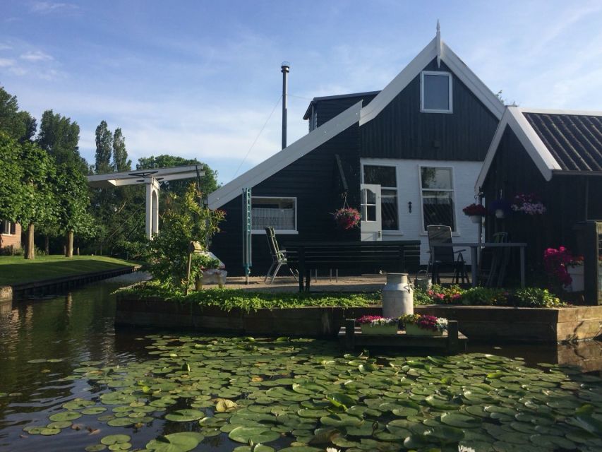 Amsterdam: Dutch Countryside Sunset Canoe Tour - Paddling through Dutch countryside by canoe