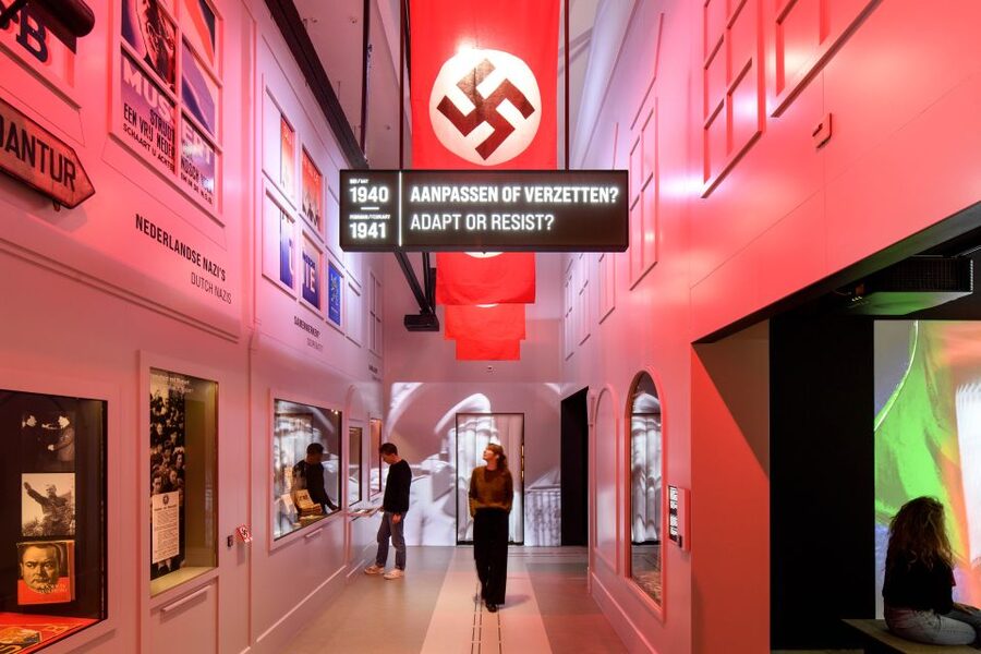 Amsterdam: Dutch WWII Resistance Museum Entry Ticket - How the audio guide and scanning stations work in practice