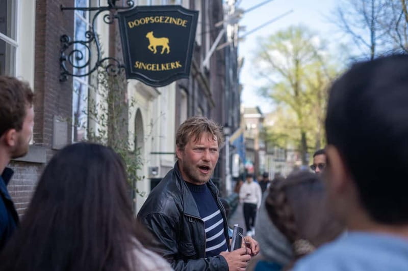Amsterdam Essentials: From Swamps to Riches - The guides: storytelling energy, humor, and Q and A that actually helps
