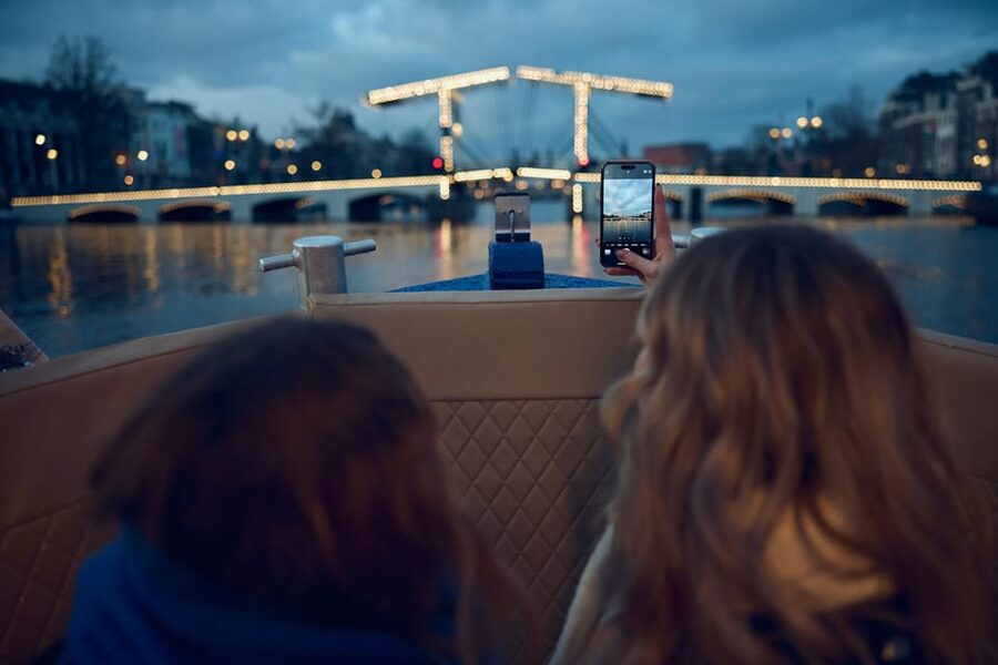 Amsterdam: Evening Candle Light Cruise With Wine & Cheese - Practical limits that shape who this is best for