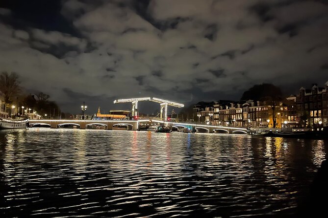 Amsterdam Evening Cosy & Small Cruise & Drinks and Bites - Sunset - Photo-friendly canals: what you’ll actually see at night