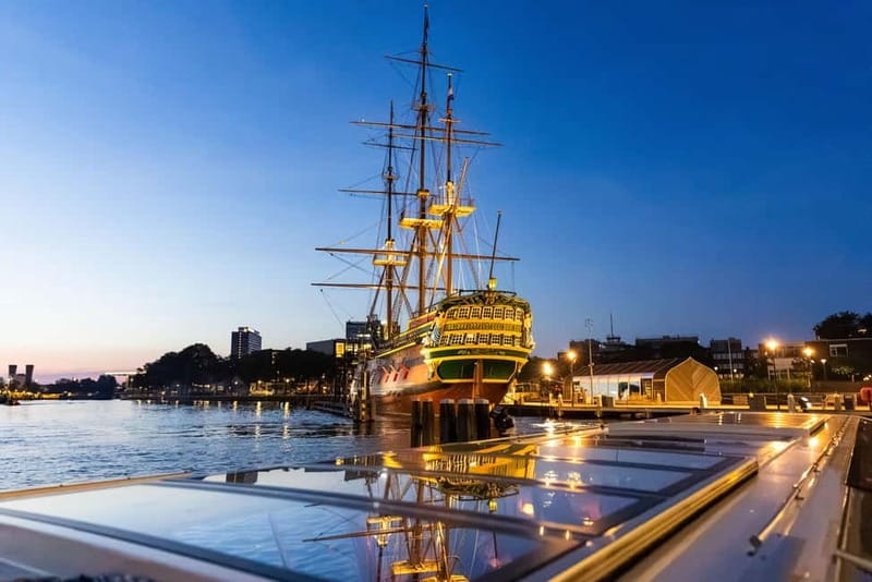 Amsterdam: Evening Cruise with Optional Wine and Snacks - The 90-minute route, from Prinsengracht to the Skinny Bridge