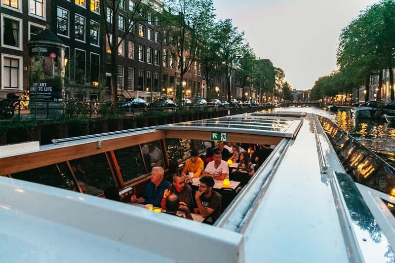 Amsterdam: Evening Cruise with Optional Wine and Snacks - Optional wine and snack box, is it worth adding?
