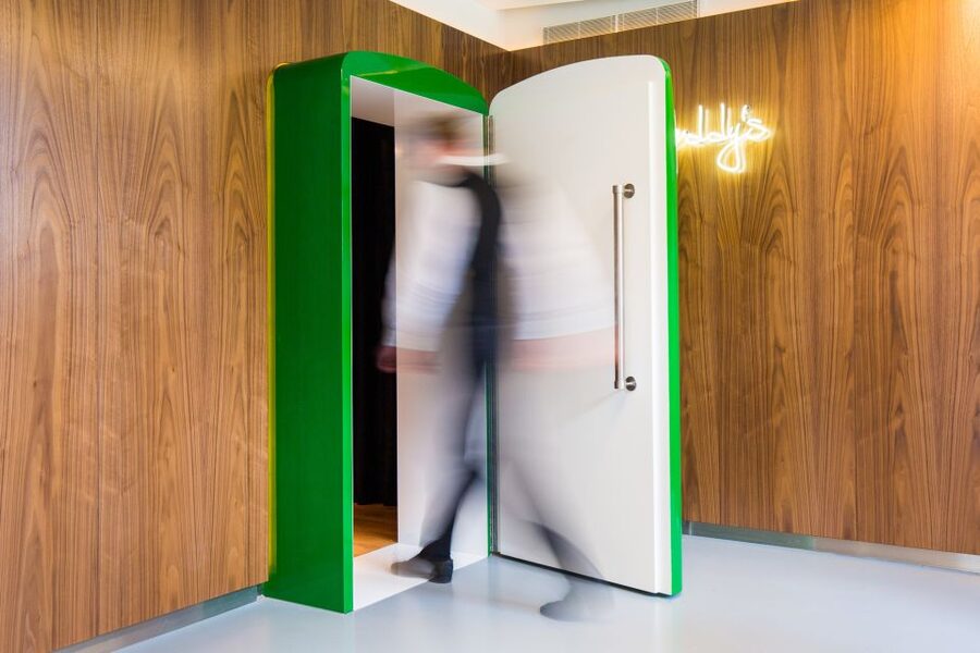 Amsterdam: Exclusive Heineken Experience VIP Tour Ticket - The Hidden Bar Tasting: 5 Premium Beers Plus Bites