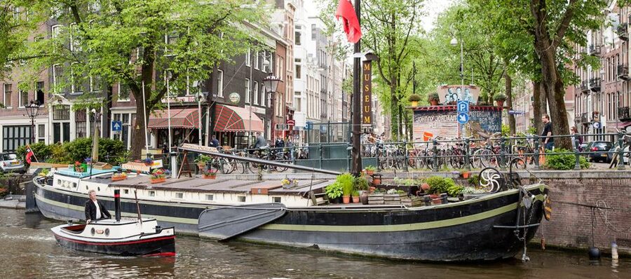 Amsterdam Explorer Pass: Save up to 50% on 3-7 Attractions - Getting around and extra costs you might forget