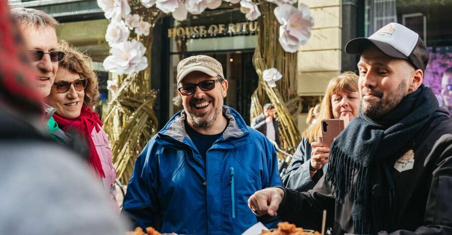 Amsterdam: Food and Culture Walking Tour with Tastings - Begijnof and Royal Palace viewing: landmarks that connect to everyday life