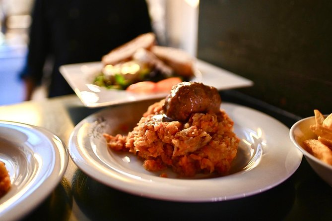 Amsterdam Food Tour of 10+ Local Classic Tastings in Jordaan Area - Stamppot and bitterballen: the comfort-food finishers