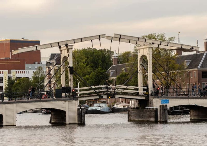 Amsterdam: German Canal Cruise with Unlimited Drinks Option - Should You Book This Amsterdam German Canal Cruise?