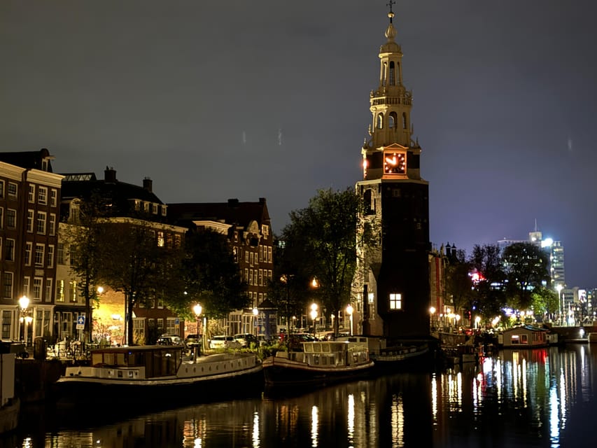 Amsterdam: Ghost Walking Tour and Dark History - Dam Square to Begijnhof: The first hits of dark lore