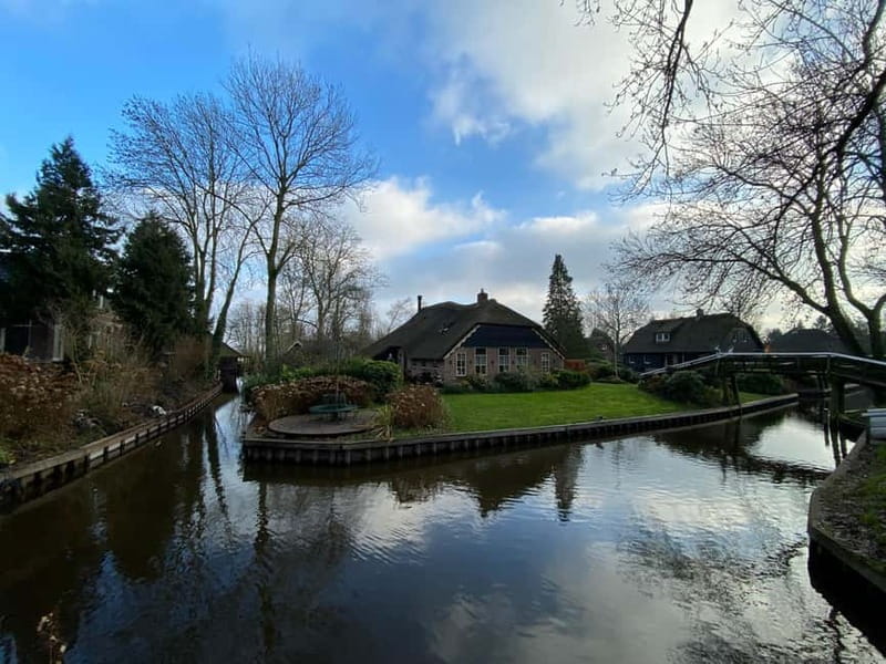 Amsterdam: Giethoorn, Afsluitdijk and Zaanse Schans Day Trip - Should you book this Amsterdam to Giethoorn, Afsluitdijk and Zaanse Schans tour?