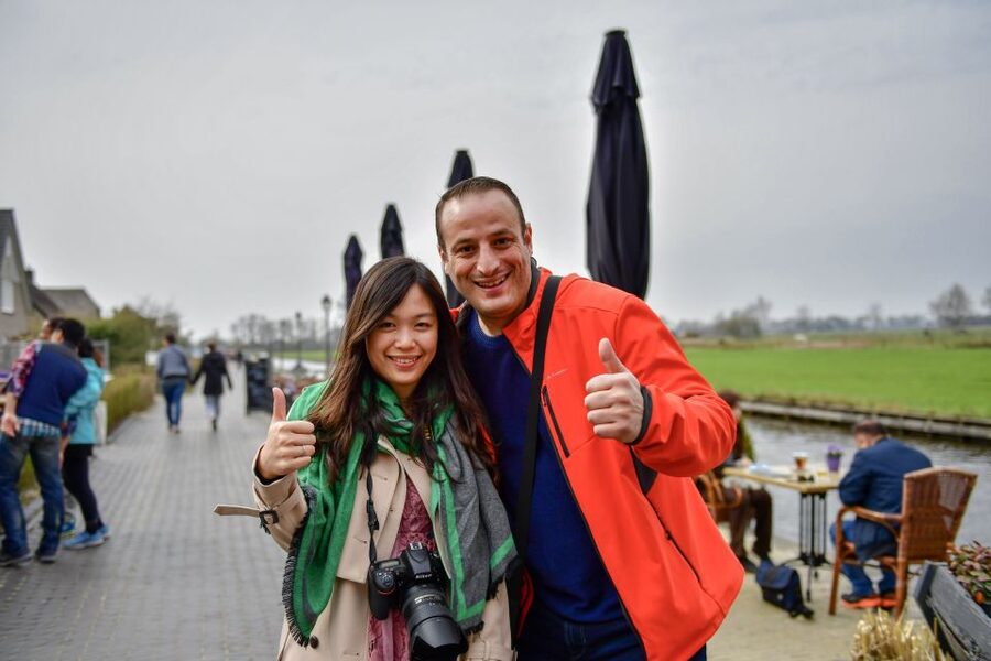 Amsterdam: Giethoorn and Zaanse Schans Windmills Day Tour - Cheese factory time: samples first, shopping later (if you want)