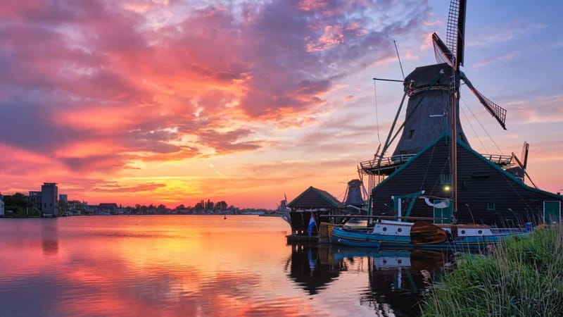 Amsterdam: Giethoorn & Zaanse Schans Small Group Day Trip - Diamond Demonstration and the Dutch Syrup Waffle Stop