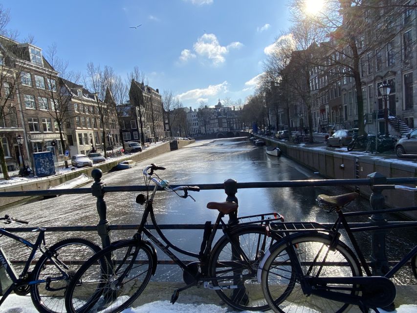 Amsterdam: Guided Off-The-Beaten-Track Walking Tour - Royal Palace, National Monument, and the Nieuwe Kerk, in the right order
