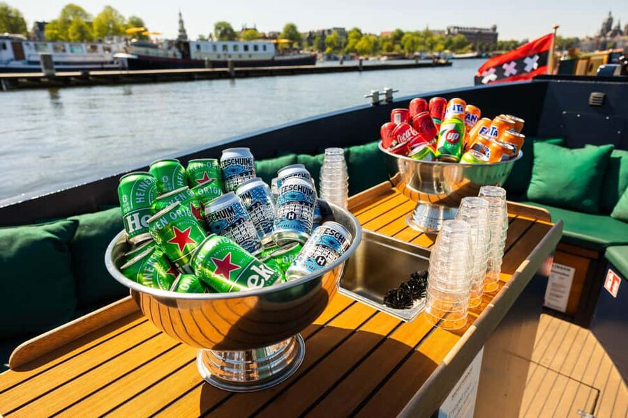 Amsterdam: Guided Open Boat Cruise Unlimited Drinks Option - Getting on board: where the tour starts at Amsterdam Centraal