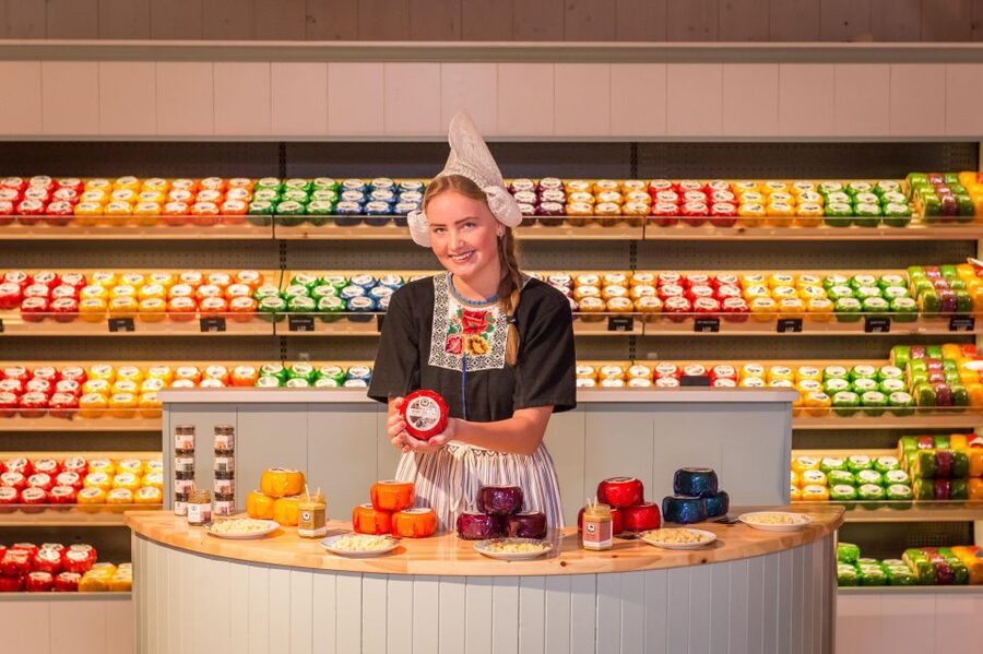 Amsterdam: Guided Zaanse Schans, Windmills & Cheese Tour - Catharina Hoeve Cheese Farm: The Tasting That Drives the Value