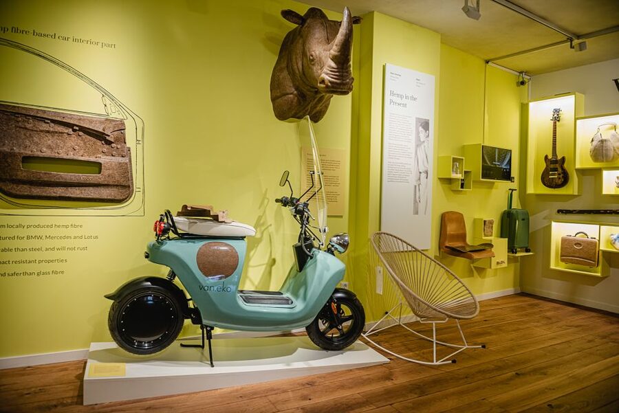 Amsterdam: Hash, Marihuana, and Hemp Museum Entry Ticket - Using the audio guide in the right way (and in your language)
