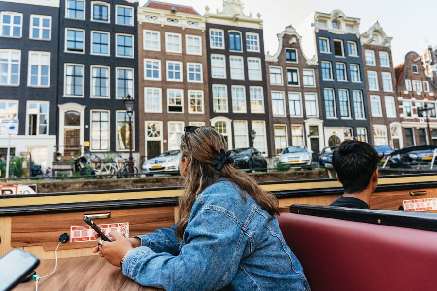 Amsterdam: Heated Canal Cruise Including Audioguide - Should you book it? My take
