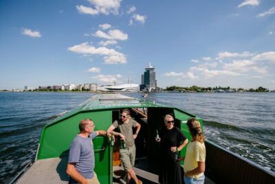 Amsterdam Heineken Cruise with 1 Heineken, Snacks, Live Guide