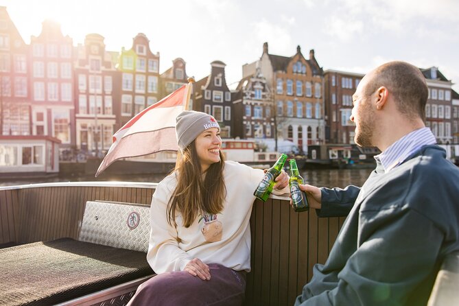 Amsterdam Heineken Cruise with 1 Heineken, Snacks, Live Guide - Amsterdam Centraal and Pierre Cuypers: how to read the station