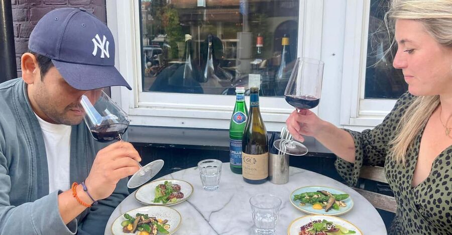Amsterdam: High Wine at wine bar Paskamer, 3-rounds - What the Paskamer High Wine Gets Right in De Pijp