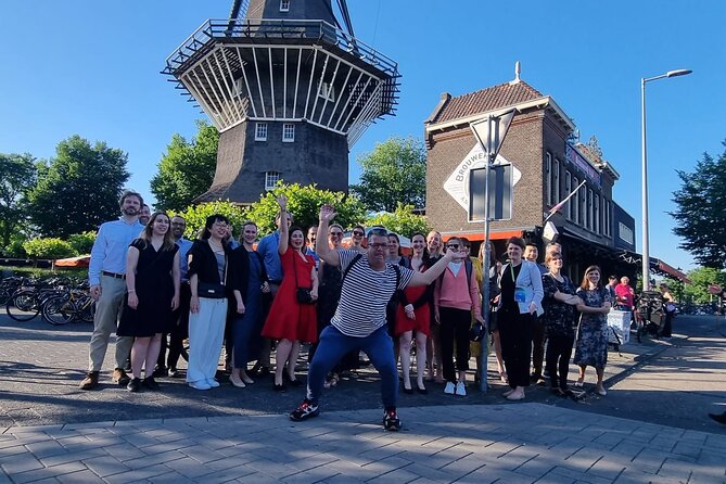 Amsterdam Highlights Bike or E-Bike Tour - Safety Briefing, Bike Lanes, and Amsterdam Intersections