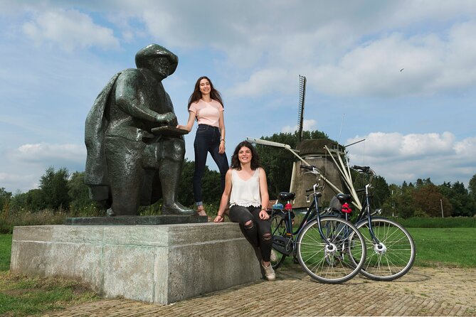 Amsterdam Highlights Bike Tour - Guided in EN/ES/DE/NL - Why the small group matters more than you think