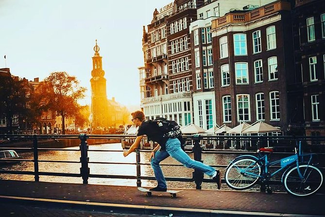 Amsterdam Highlights Walking Tour: Small Group Experience - Royal Palace, 17th-century houses, and the Golden Age story you can see