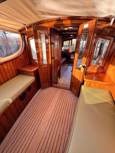 Amsterdam: Historic Boat Cruise with open bar and nibbles - My Booking Verdict: Book Captain Bow If You Want A Fun, Local Feel