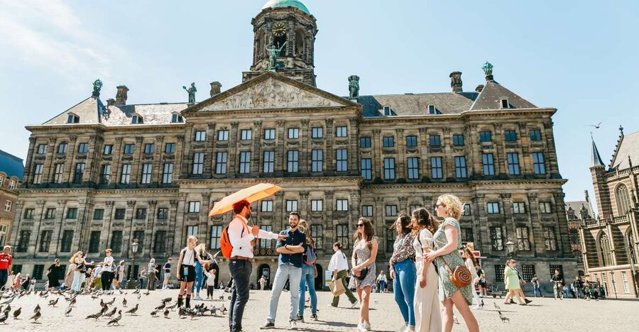 Amsterdam: Historical Highlights Walking Tour with Tasting - The Dutch food tasting at the end: included, but know what you’re signing up for