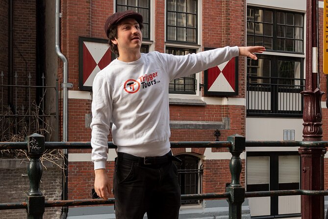 Amsterdam: History, Culture & Highlights tour - The UNESCO canal ring: your first real lesson in how Amsterdam works