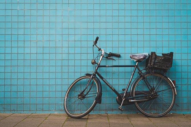 Amsterdam History Walking Tour - Anne Frank House is the highlight, but plan your tickets