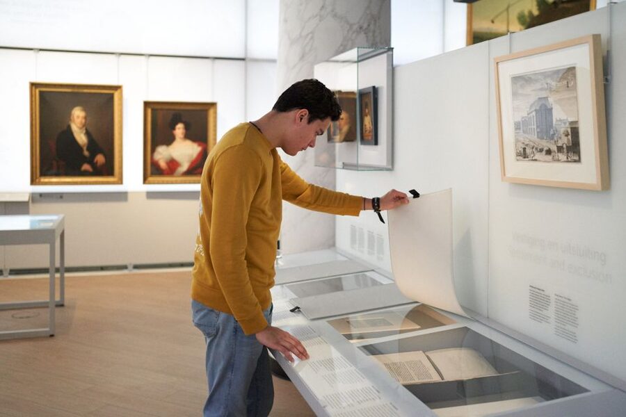 Amsterdam: Jewish Museum Entrance Tickets - Jewish Museum Junior: a smarter way to keep kids and adults engaged