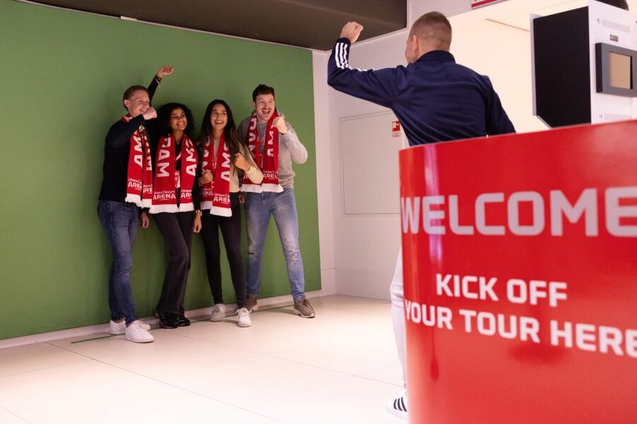 Amsterdam: Johan Cruijff ArenA Tour with Optional Guide - The audio-visual tour works, even if you go solo