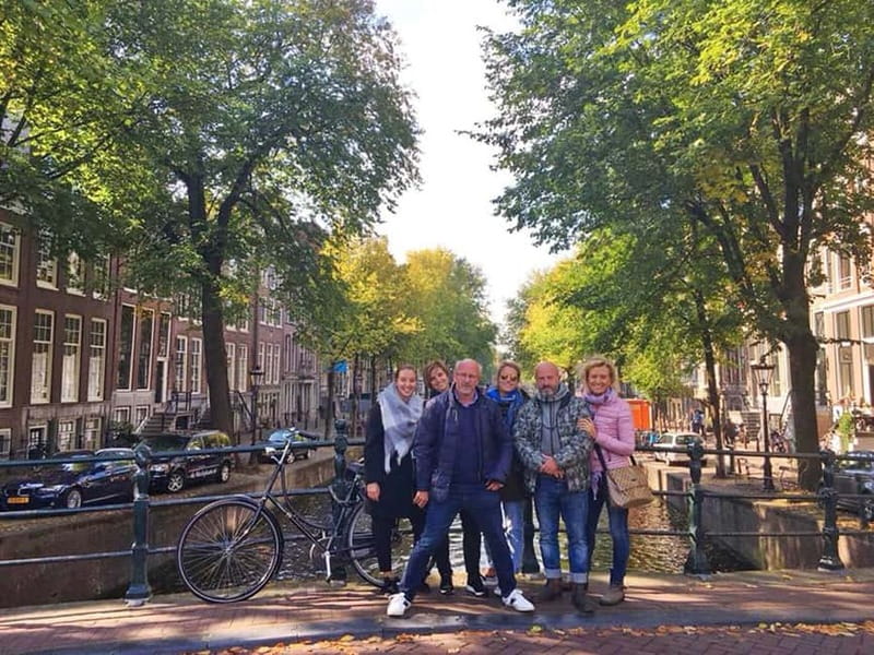 Amsterdam: Jordaan Area Walking Tour - Why Jordaan and the canal belt work better with a guide
