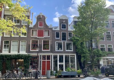 Jordaan District Tour with a German guide
