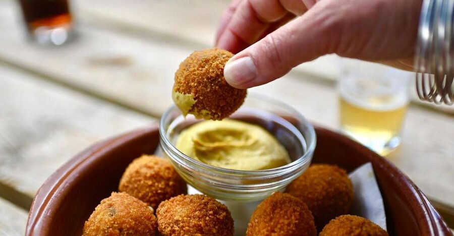 Amsterdam: Jordaan Food Tour of 10+ Local Classic Tastings - Jordaan Food Tour: 3 to 3.5 Hours of Dutch Classics (Not Just Samples)