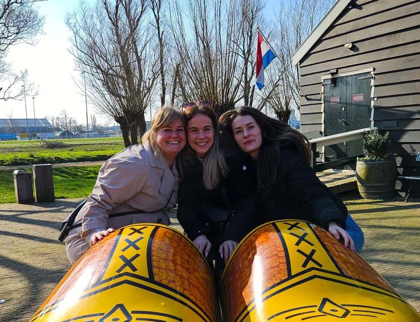 Amsterdam: Keukenhof and Zaanse Schans Live Guided Day Tour - Clog-Making and Cheese at the Right Moments
