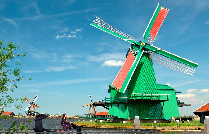 Amsterdam: Keukenhof and Zaanse Schans Windmills Guided Day Trip - What to bring, how to pace your day, and what to watch for