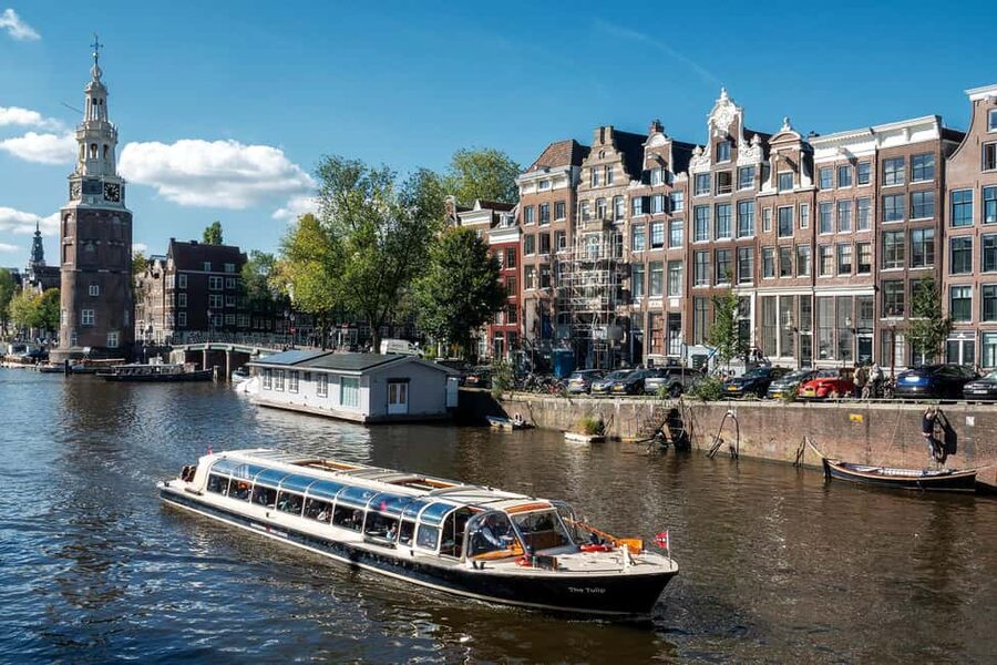 Amsterdam: Keukenhof Ticket with Shuttle Bus + Canal Cruise - Why Keukenhof plus a canal cruise is a smart spring pairing